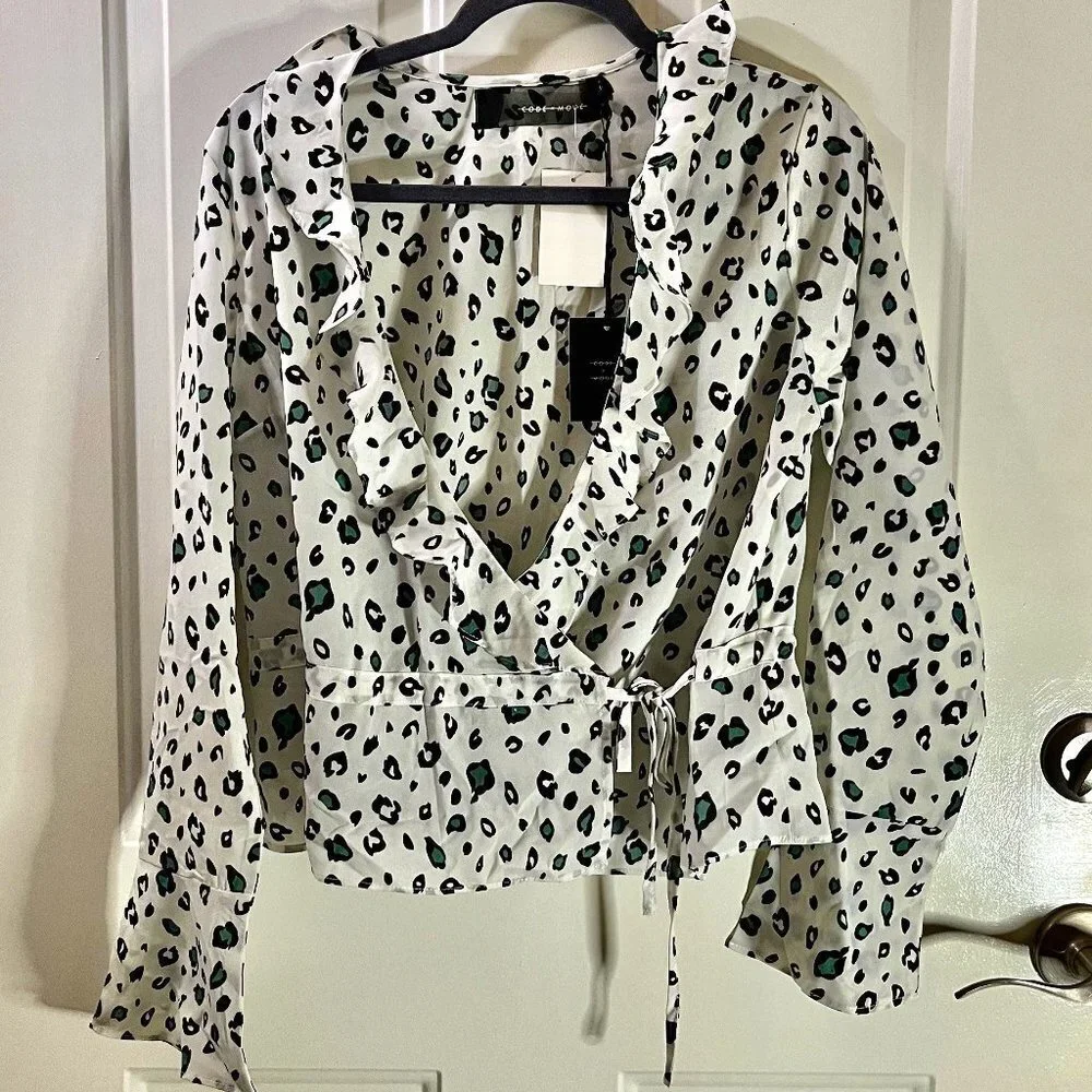 NWT Code X Mode SZ S Ivory and Green Animal Print Wrap Shirt Tie Closure Ruffle - Picture 1 of 4